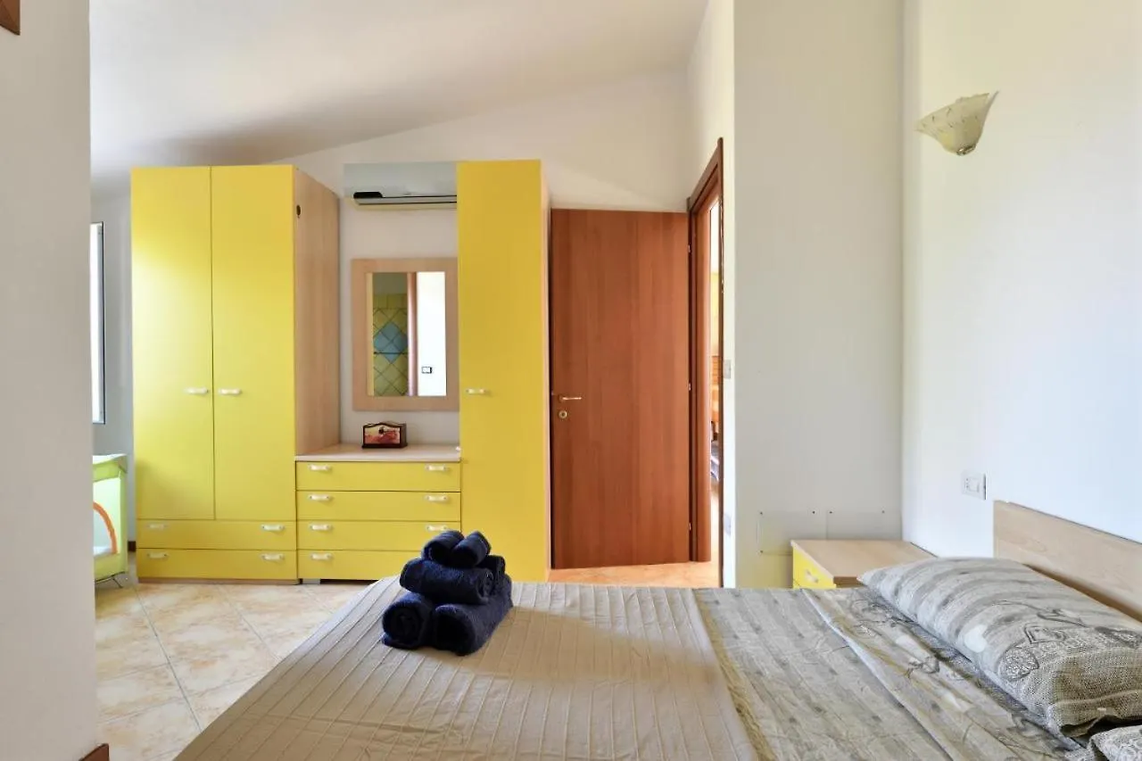 Residence Sole 테르테니아 펜션
