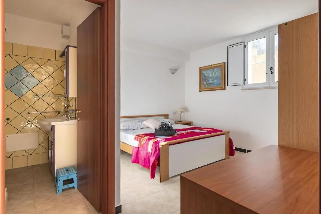 Residence Sole 테르테니아 펜션